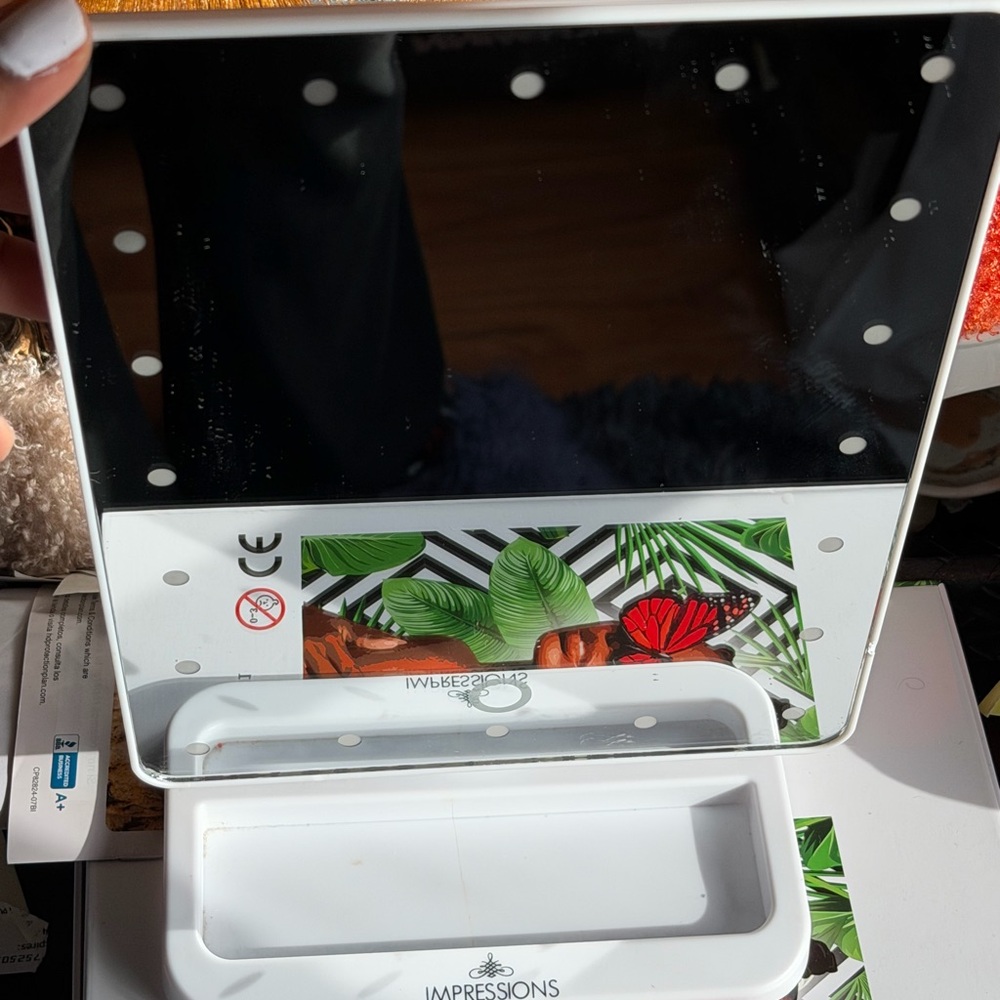 LED Vanity Mirror with Touch Control - Picture 2 of 4